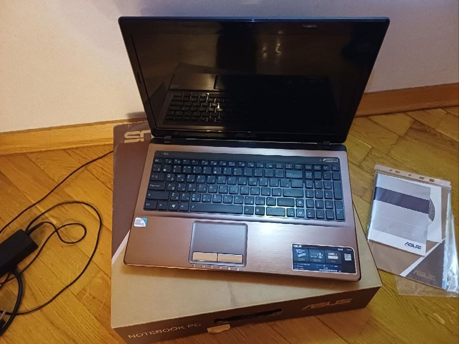 Asus K53Е ssd 240gb/3gb DDR3/Intel Pentium B950
