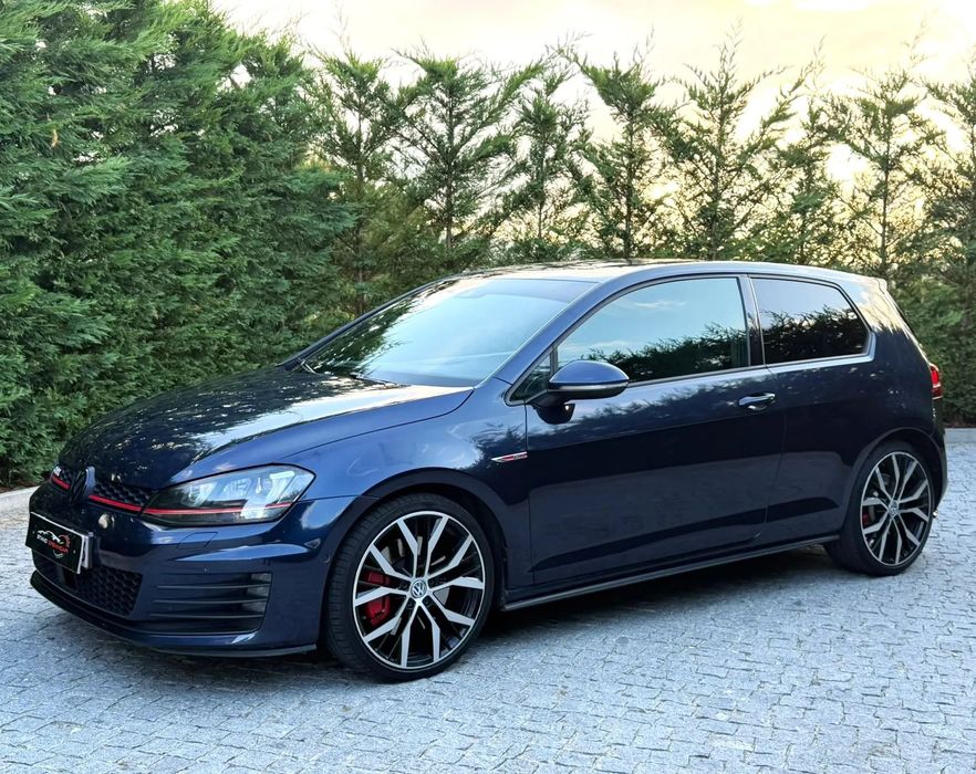 VW Golf GTI Performance BlueMotion DSG