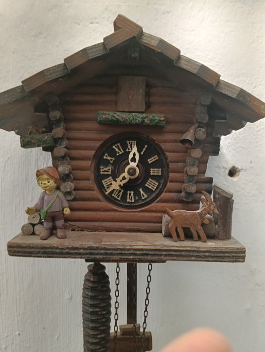 Relógio Cuco Alemão Original - Estilo Chalé, a funcionar.