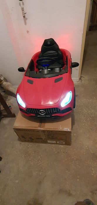 Mercedes AMG GT dziecko 2-8