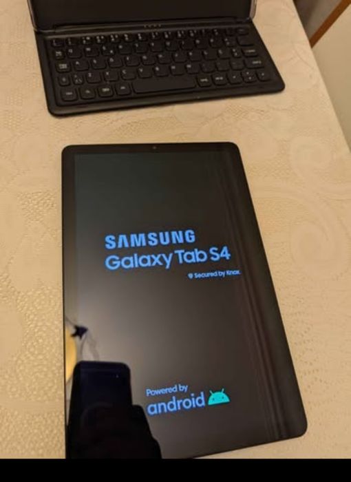 Tablet Samsung Galaxy Tab S4 10.5" SM‑T830 64GB + Capa teclado origina
