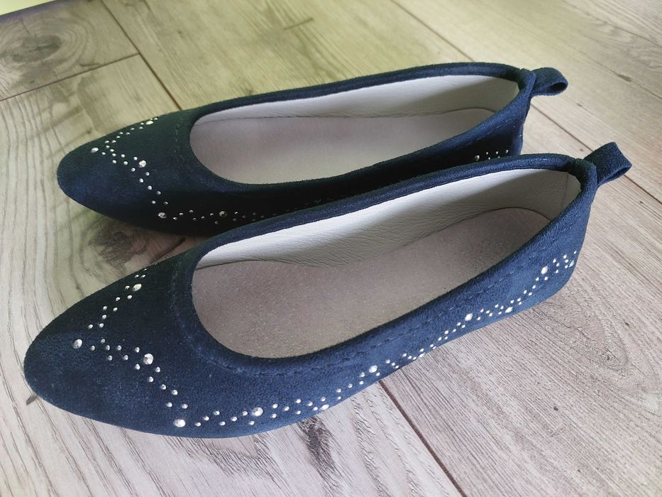 Baletki baleriny pantofelki r. 35 stan idealny granatowe