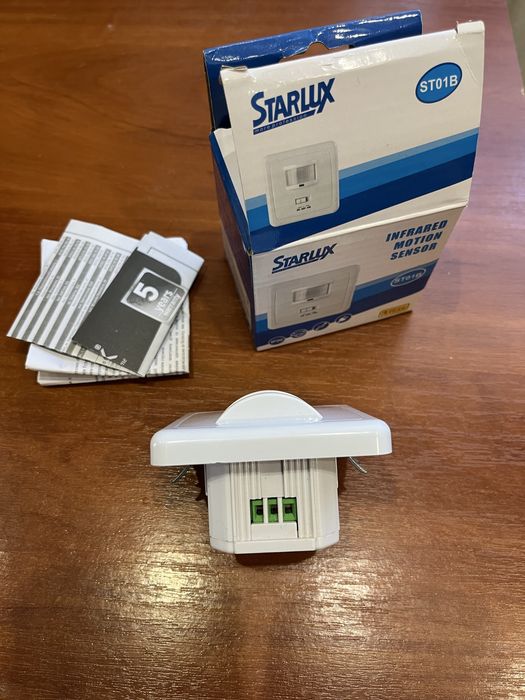 Датчик руху Starlux SL-ST01B-WH