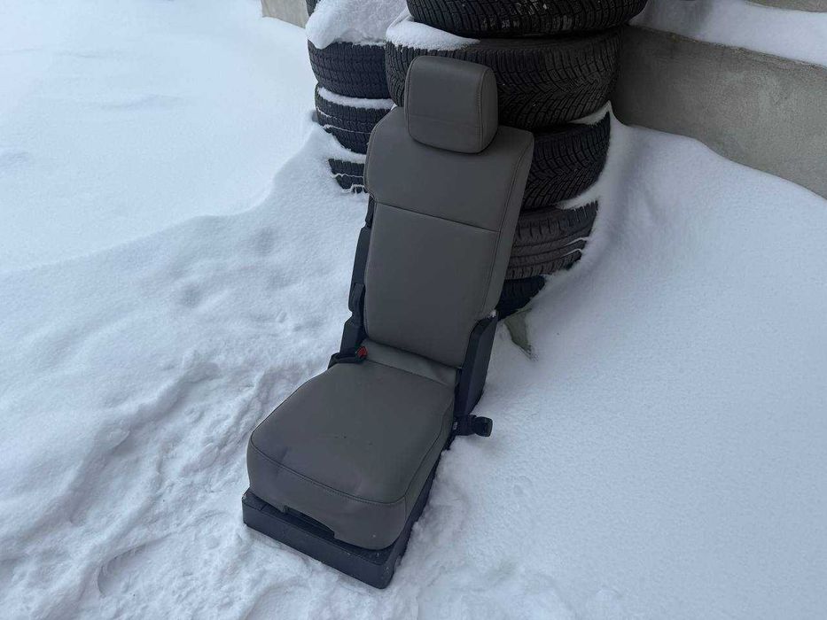 Сидіння трансформер з механізмом складання 2в1 додаткове місце