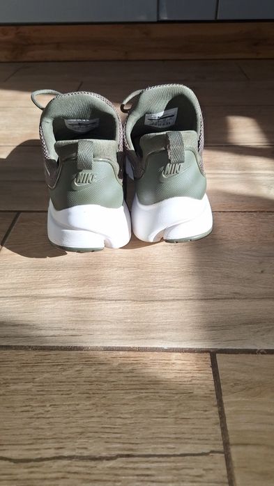 Кросівки NIKE 40 розмір!