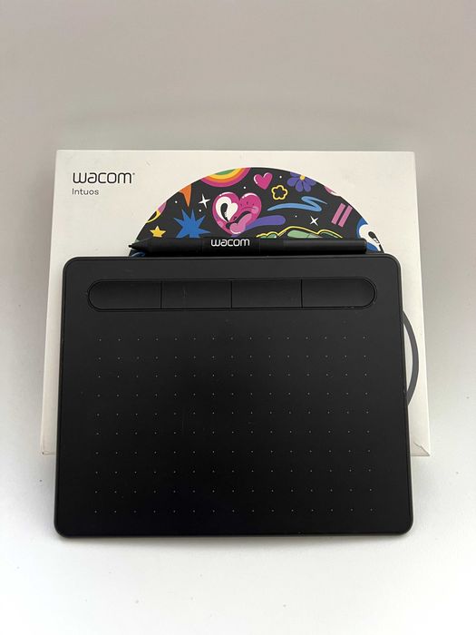 Графічний планшет Wacom Intuos S Black