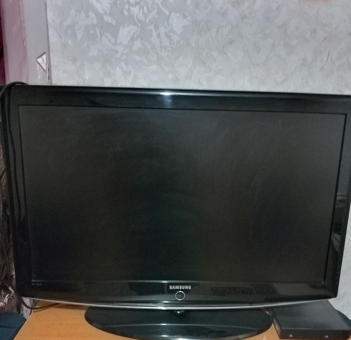 Продам телевизор Samsung