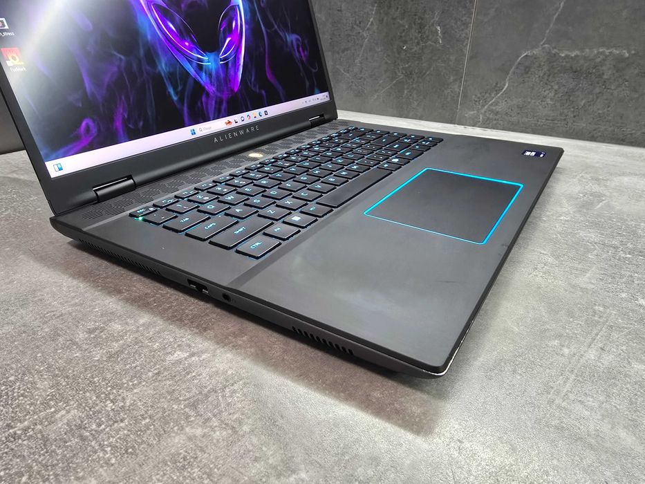 Ноутбук Alienware m16 R2/Ultra 7/RTX 4070/: 74 999 грн. - Ноутбуки ...