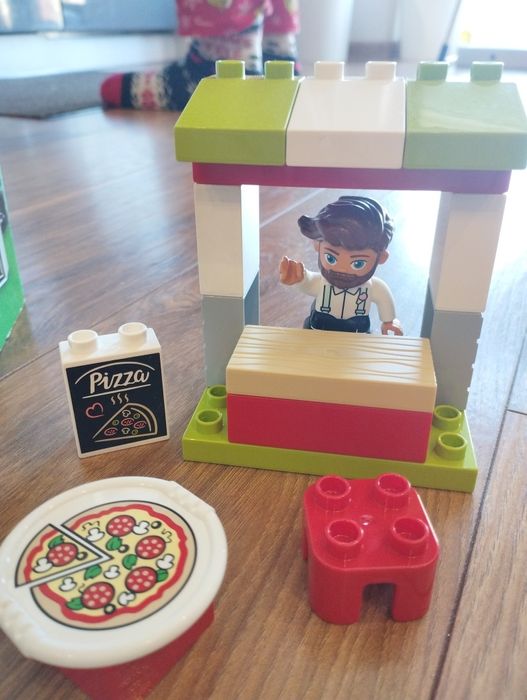 Klocki LEGO Duplo stoisko z pizzą