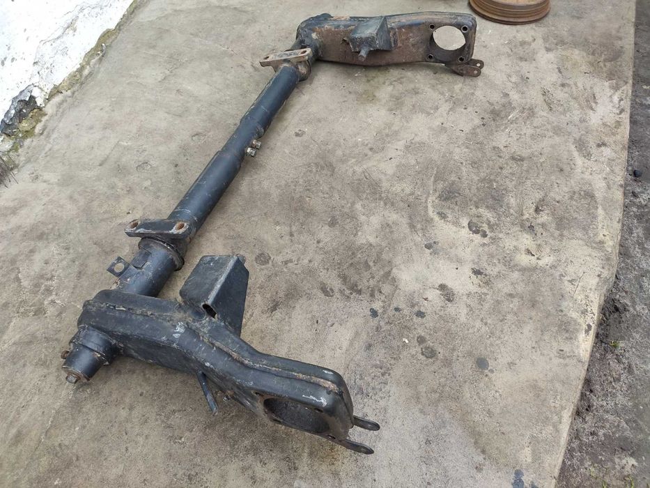 Передня/задня балка для ЛуАЗ