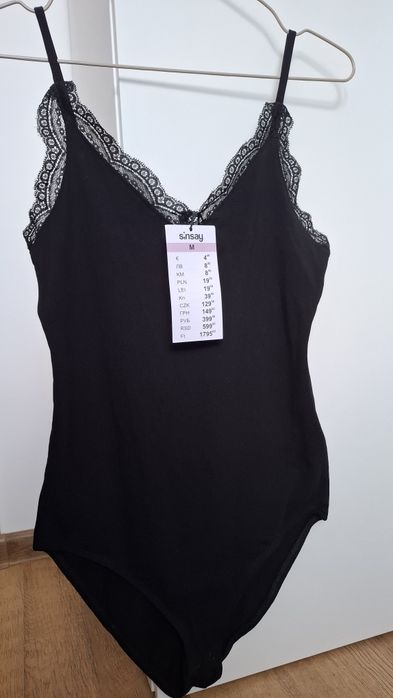 Body z koronką nowe