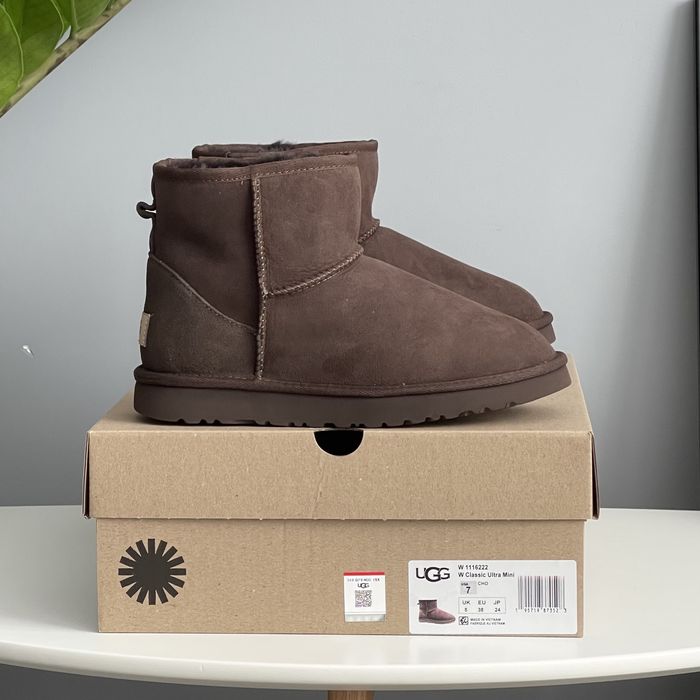 Жіночі утеплені угі  Ugg Classic Mini Brown Chocolate угг коричневі шоколадні