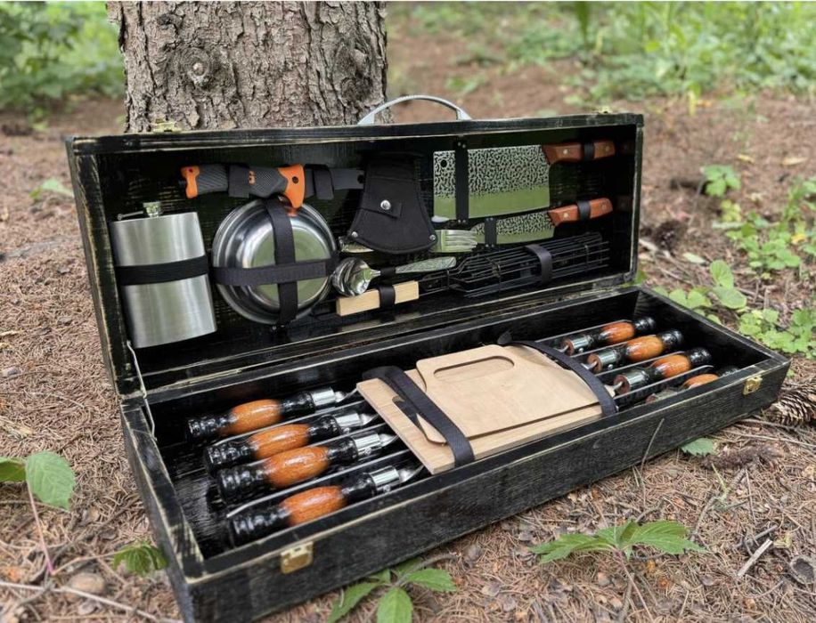 Набір преміум шампурів у кейсі, який стане незабутнім подарунком!