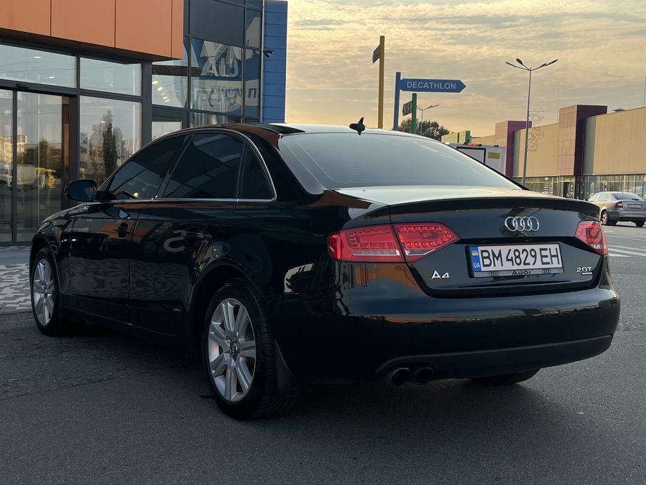 AUDI A4 B8 2011