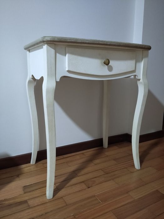 Consola / Mesa de Entrada