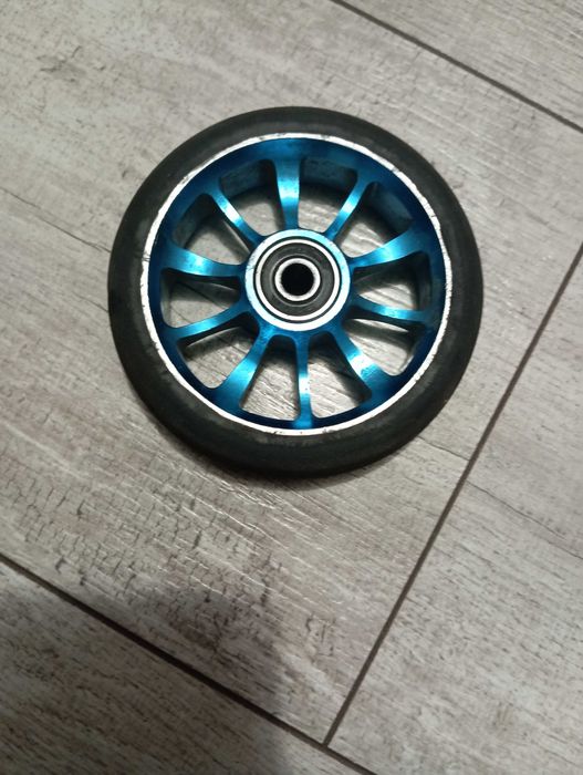 Kółko do hulajnogi wyczynowej 110mm niebieskie
