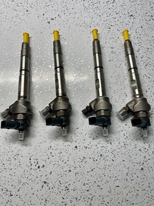 форсунки Bosch Skoda 2.0 TDI 0 445 110 469. Audi Volkswagen Seat