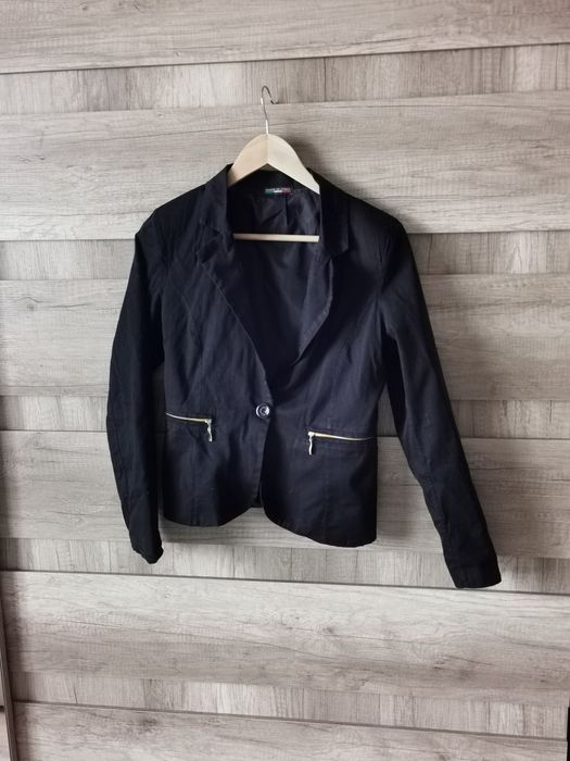 Włoska czarna marynarka