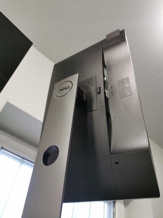 Monitor Dell P2319h 23'' FHD IPS HDMI DP USB idealny