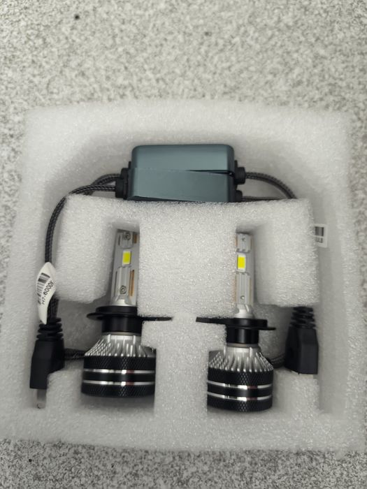 Lâmpada ultra led H7 (NOVAS)