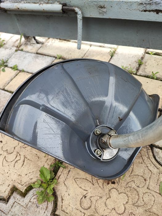 Электрокоса, триммер Oleo Mac