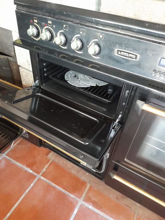 Fogão industrial com 4 fornos