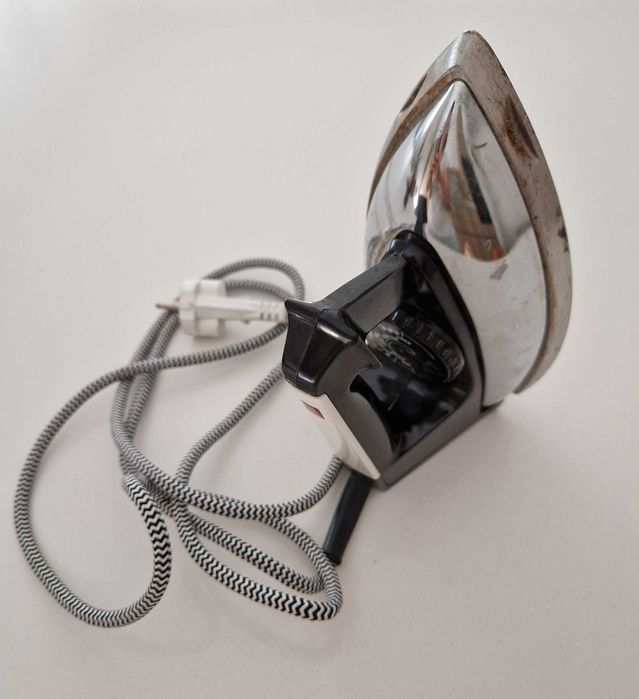 Selling an iron64285404681089121