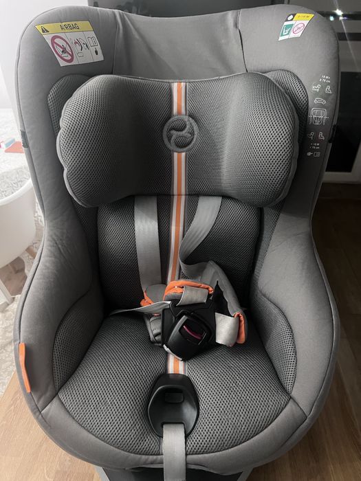 Fotelik samochodowy Cybex Sirona z bazą