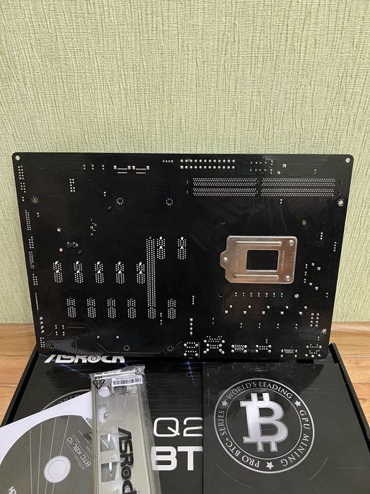 Материнская плата ASRock Q270 PRO BTC+