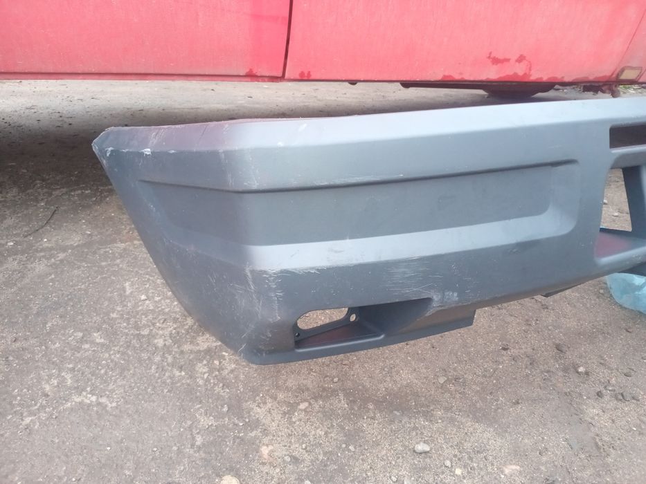 Продам бампер Iveco