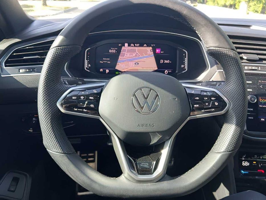 Volkswagen Tiguan SEL R-Line 4Motion      2024
