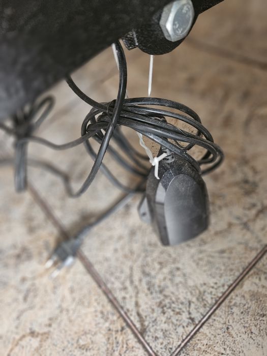 Cama articulada elétrica com comando, pedal e colchão (Negociáveis)