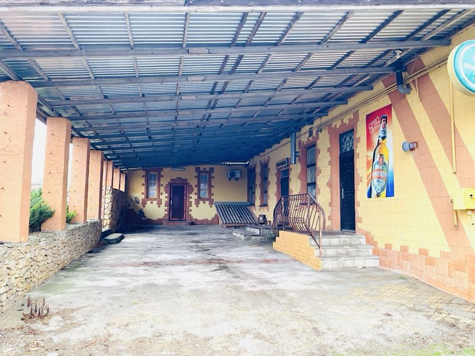 Продам приміщення в  Мізочі