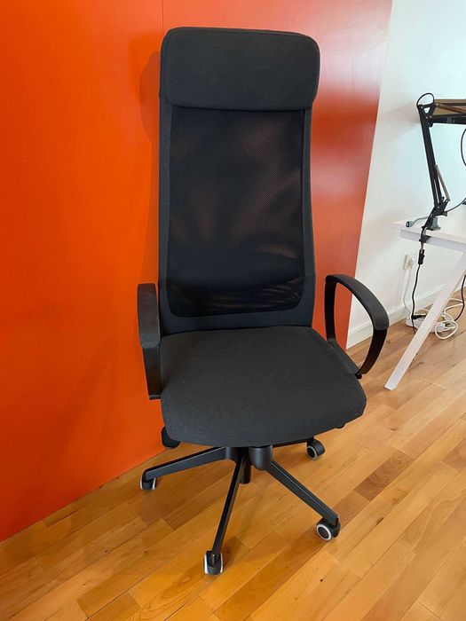 Cadeira de escritório IKEA Markus, preta 40€