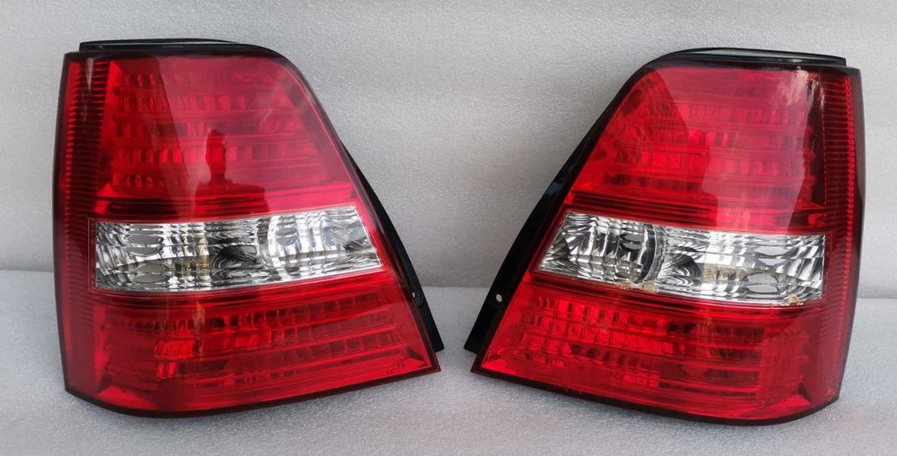 Фонарь задний левый правый стоп Kia Sorento 2006-2009г.в. оригинал