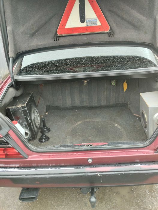 Продам Мерс 124,3.0 дизель автомат ОМ606