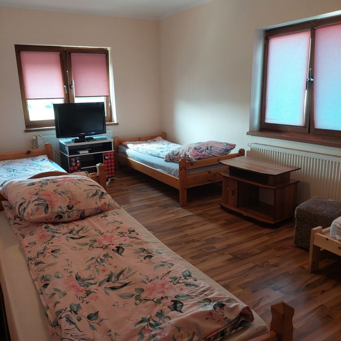 Pokoje ,domy do wynajecia