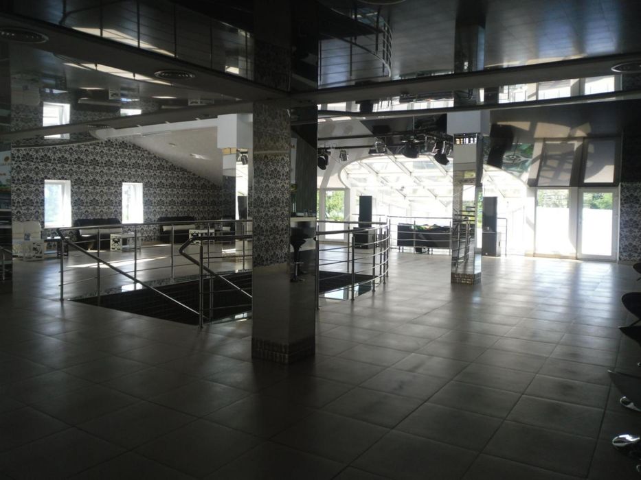 Будівля вашого масштабу: 1132 м² у центрі Хортицького р-ну