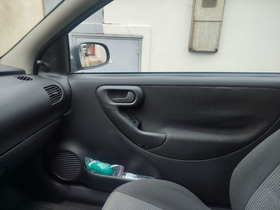 Opel corsa C Van 133.000km reais