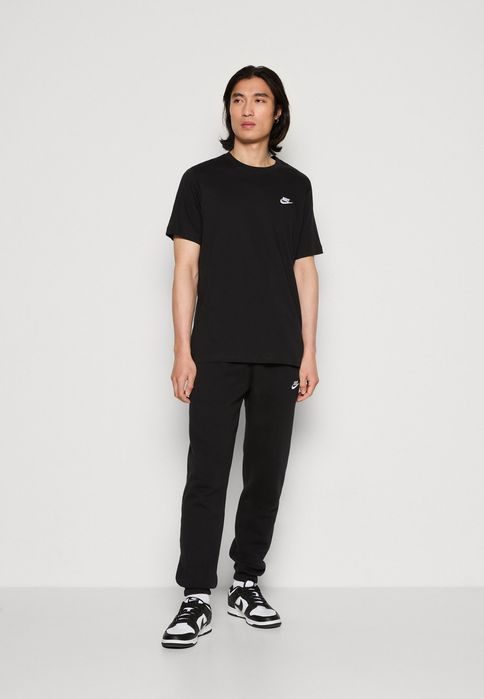 T-shirt czarny z logo Nike M