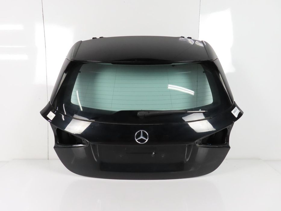 Tampa Da Mala Mercedes-Benz A-Class Ref: A1777401400 2018 - 2025
