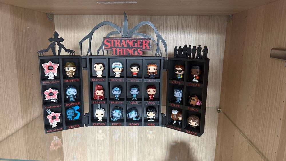 Шкафчик для колекції Stranger Things Kinder Joy / Funko mini