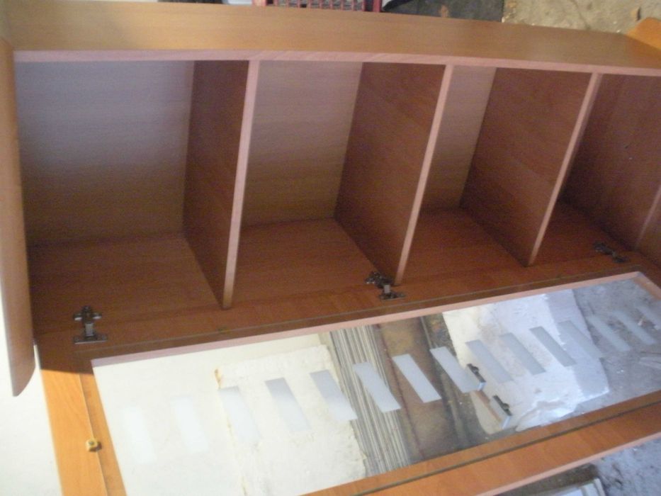 Szafka biblioteczka przeszklona