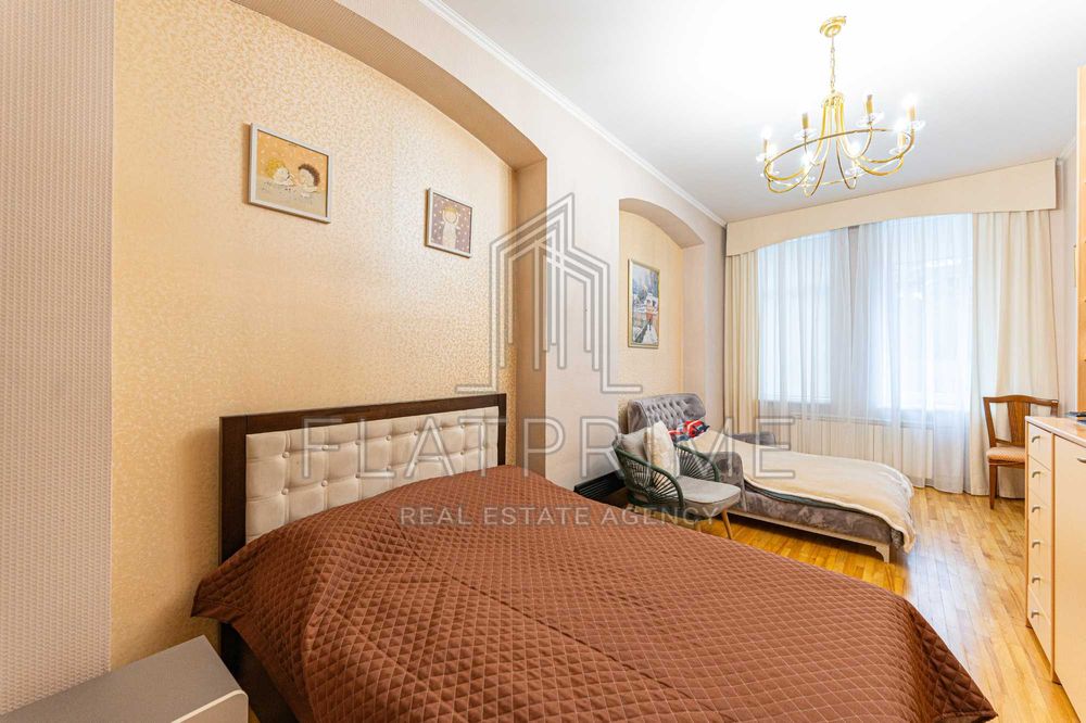 Без% Продаж 3-х кімнатної квартири, 135 м2, вул. Назарівська, 9