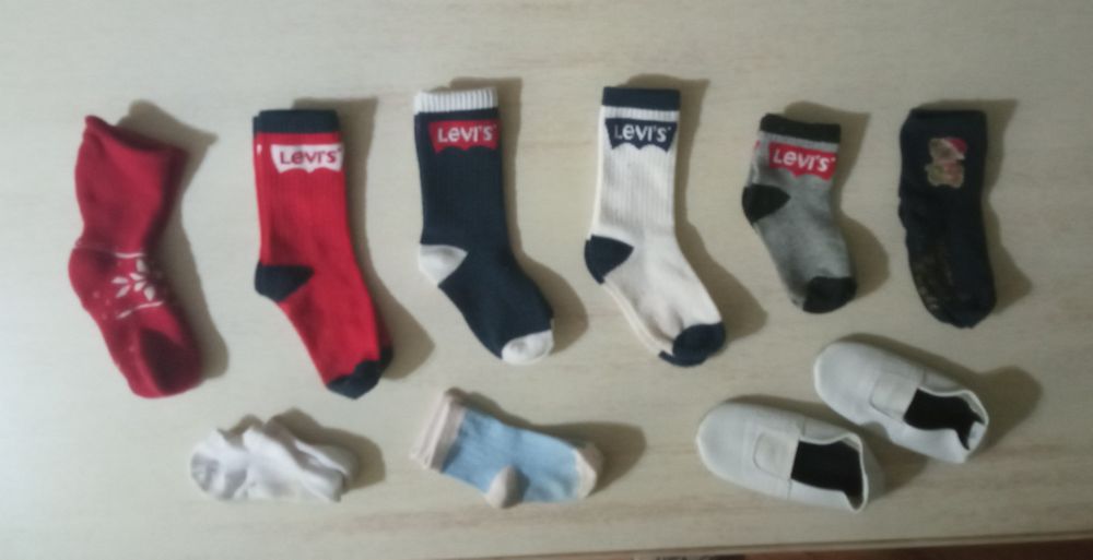 продаю детскую одежду
