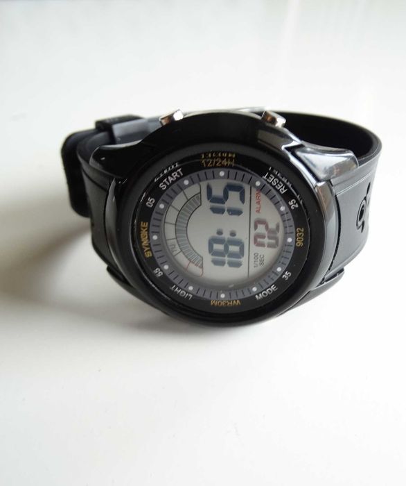 Zegarek męski cyfrowy Synoke elektroniczny datownik retro PRL WR30