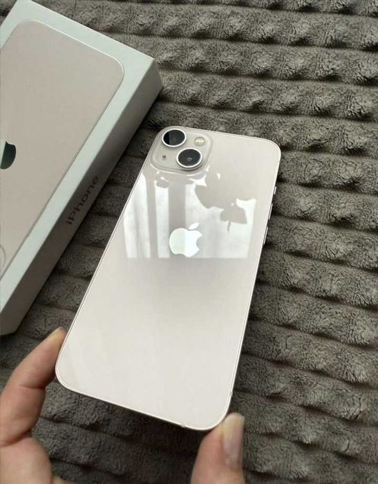 iPhone 13, 256 ГБ у подарунок чохли