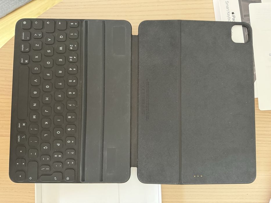 Smart Keyboard Folio Apple