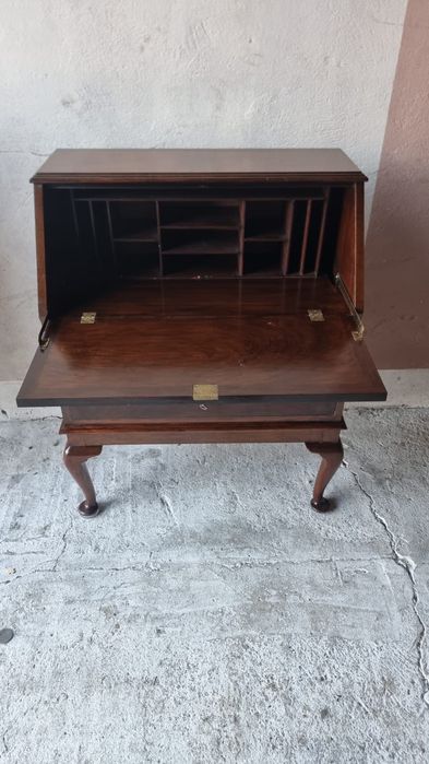 Sekretarzyk Chippendale