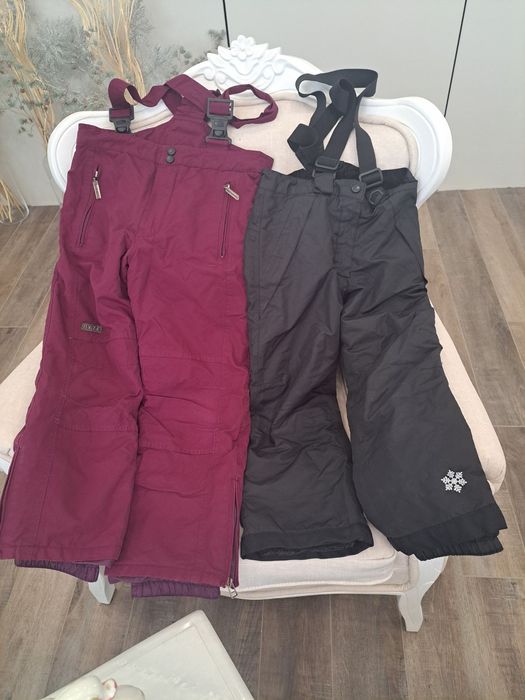 Продаю комбинезон р. 116 и  р. 128, 36 р., велюровый костюм 116р.